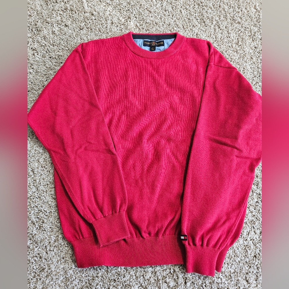 Men's sweater